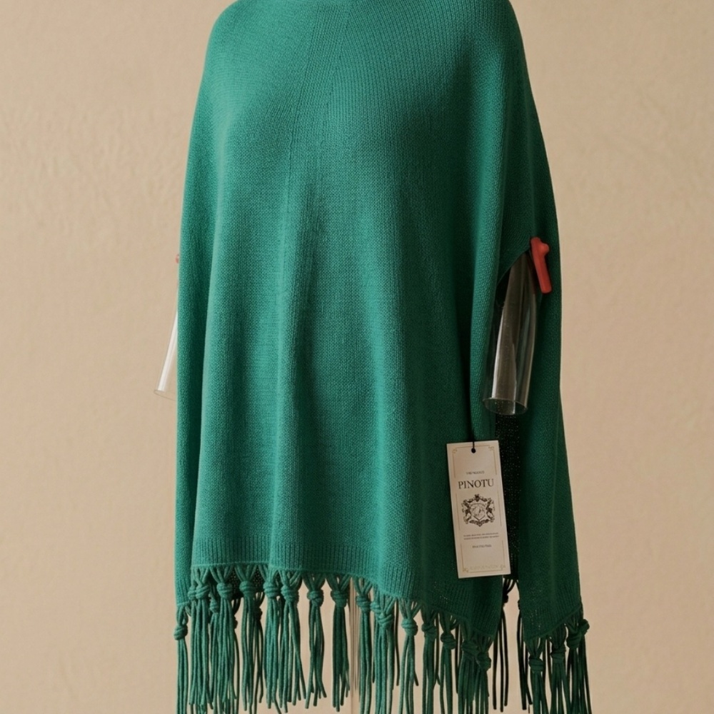 NWT Pinotti Italy Wool & Cashmere Poncho - Vibrant Kelly Green